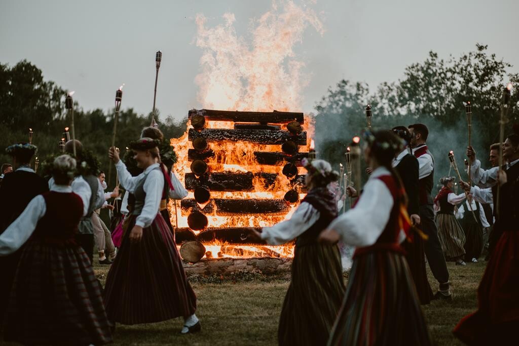 Jāņu ieskandināšanas pasākumi Dienvidkurzemē