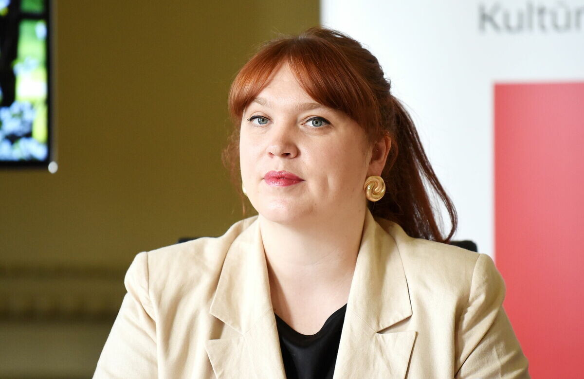 Kultūras ministre Agnese Logina atkāpjas no amata