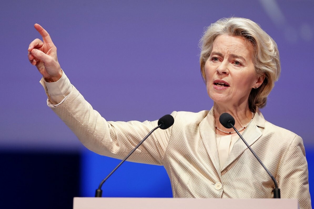 Centriski labējā Eiropas Tautas partija izvirzās vadībā EP vēlēšanās