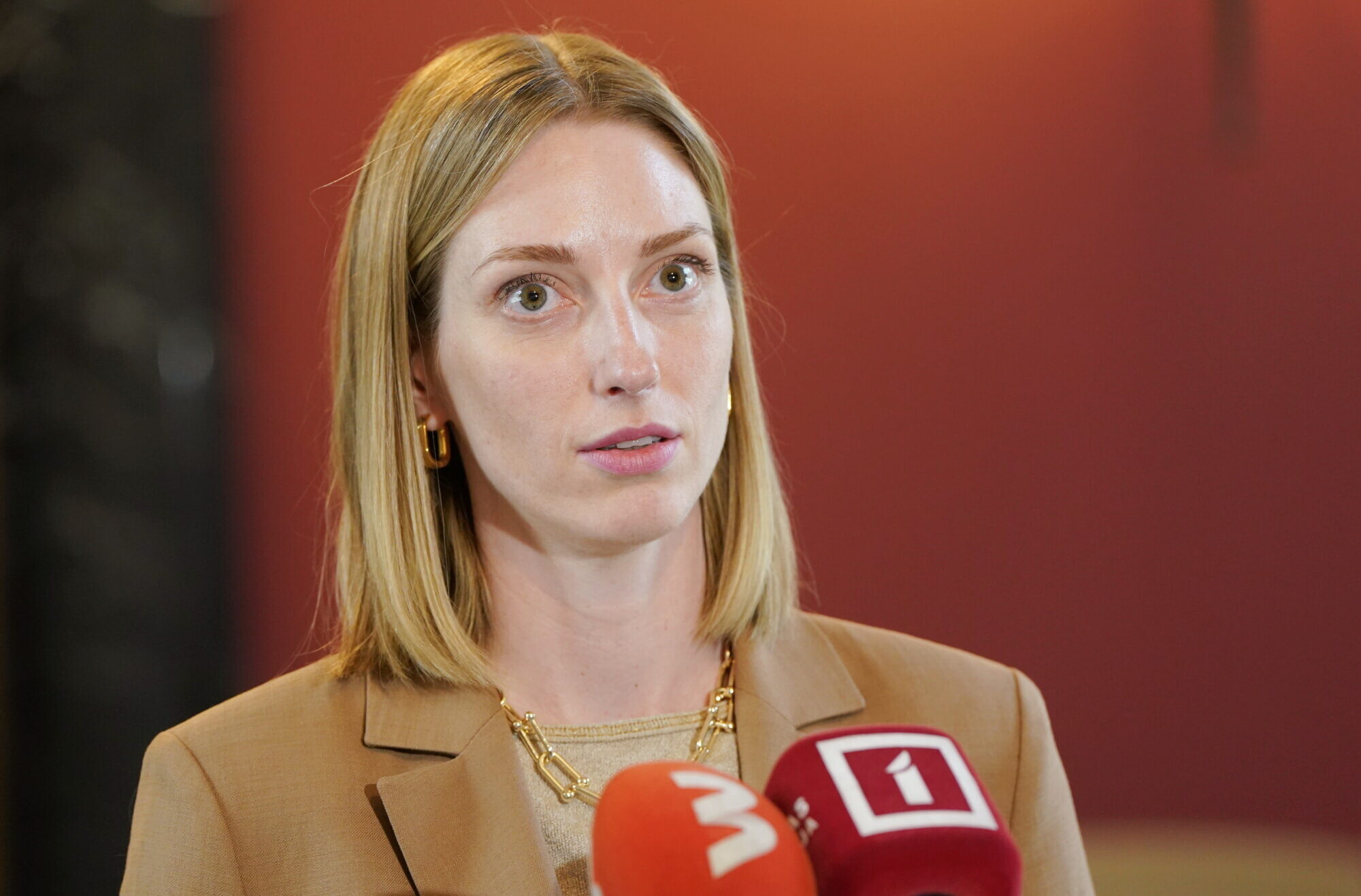 Agnesi Lāci apstiprina kultūras ministres amatā