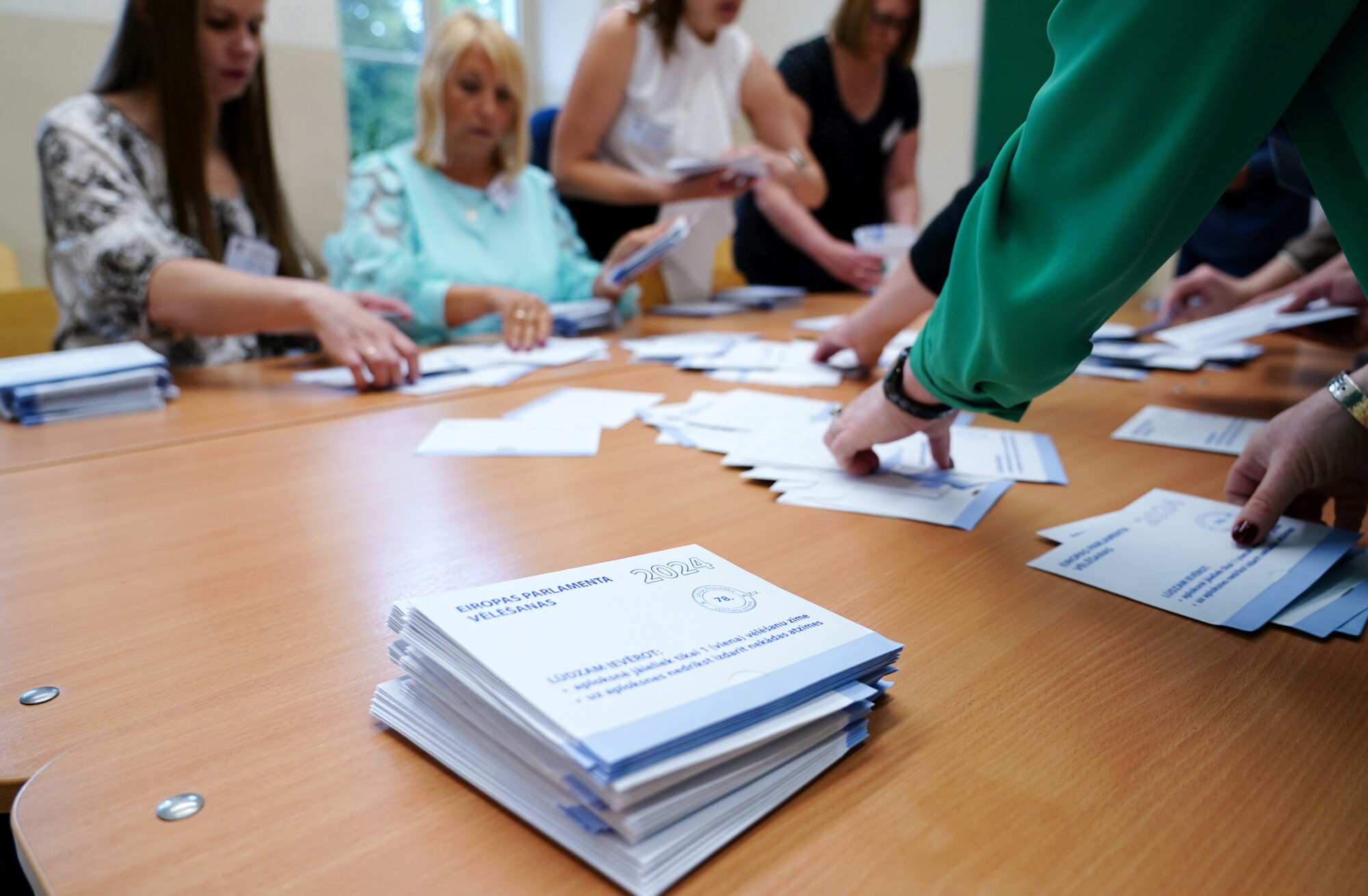Ārvalstu iecirkņos EP vēlēšanās nobalsojuši 6809 Latvijas pilsoņi