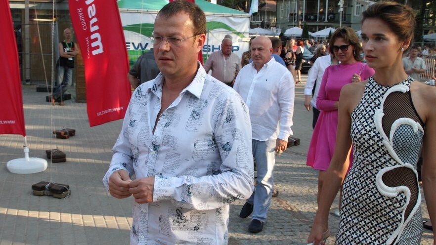 Krievijas tiesa atzīst “Amber Latvijas balzams” īpašnieku Šefleru par “ekstrēmistu” un konfiscē daļu aktīvu