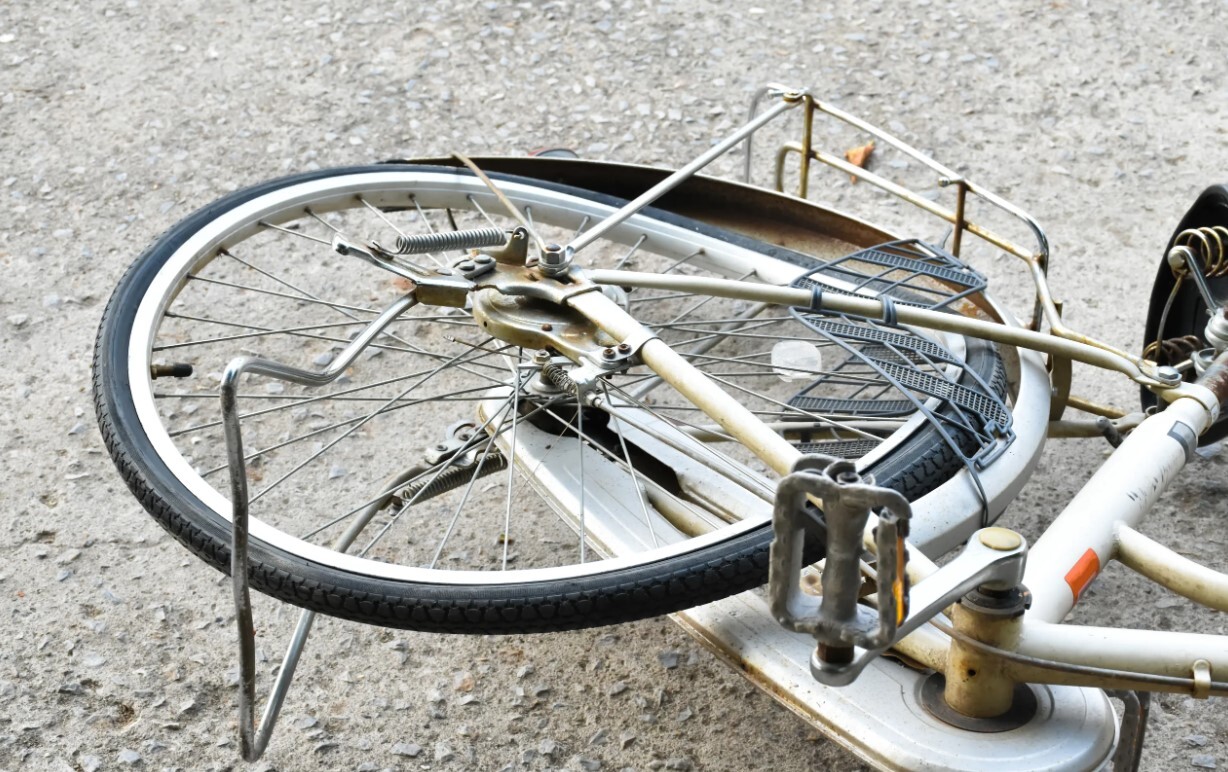 Sadursmē Brīvības ielā cieš velosipēdists