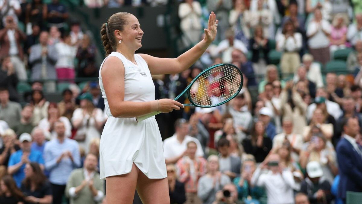Video: Ostapenko Vimbldonas turnīrā sasniedz ceturtdaļfinālu