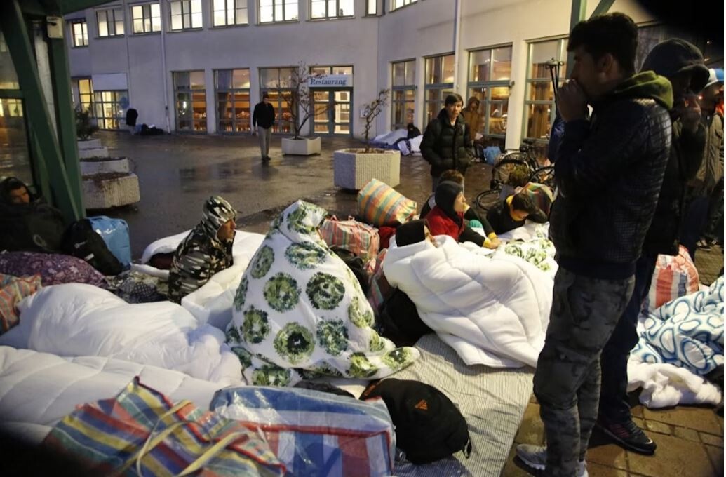 Zviedrija padarīs stingrākus imigrantu ģimenes apvienošanās noteikumus