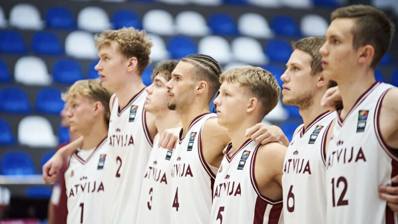 Latvijas U-20 vīriešu basketbola izlase pārliecinoši sakauj Zviedriju