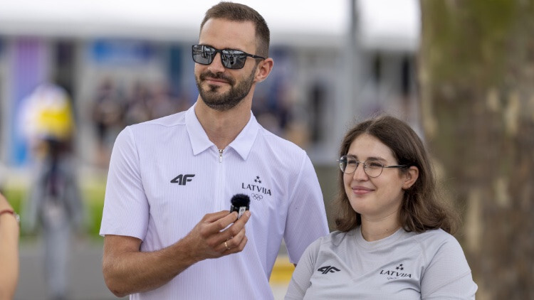 Rašmanei un Strautmanim 16. vieta šaušanā duetu sacensībās