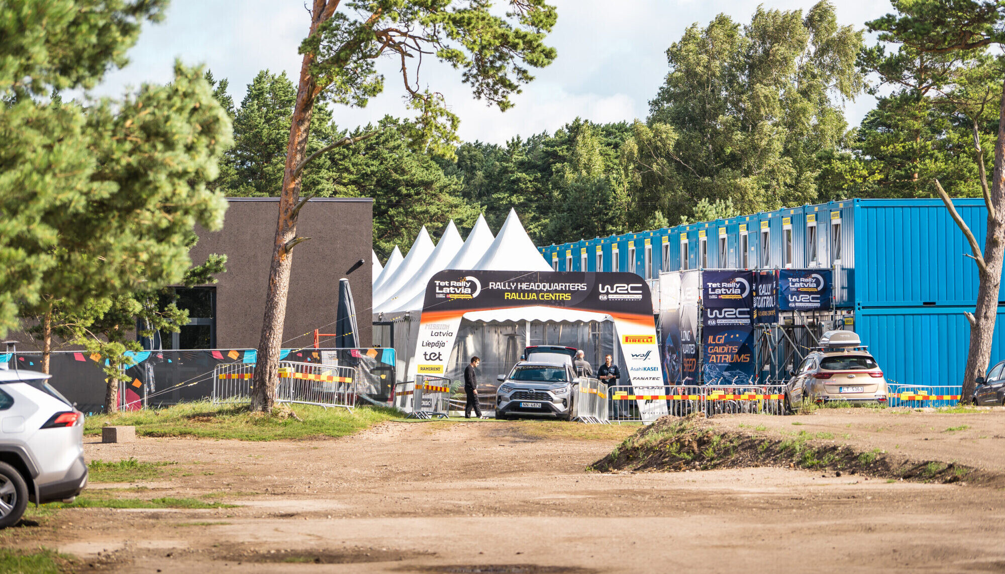 Rallija pēdas Liepājā. Jauni darba laiki, noslogota satiksme un stress biznesam
