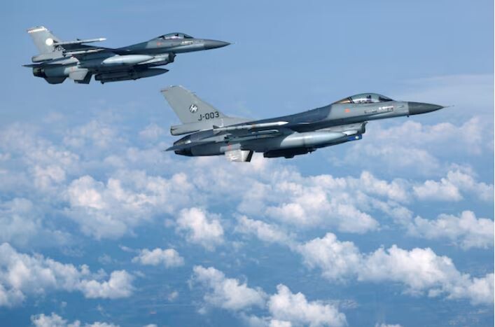 Nīderlande sola bez kavēšanās piegādāt Ukrainai iznīcinātājus F-16