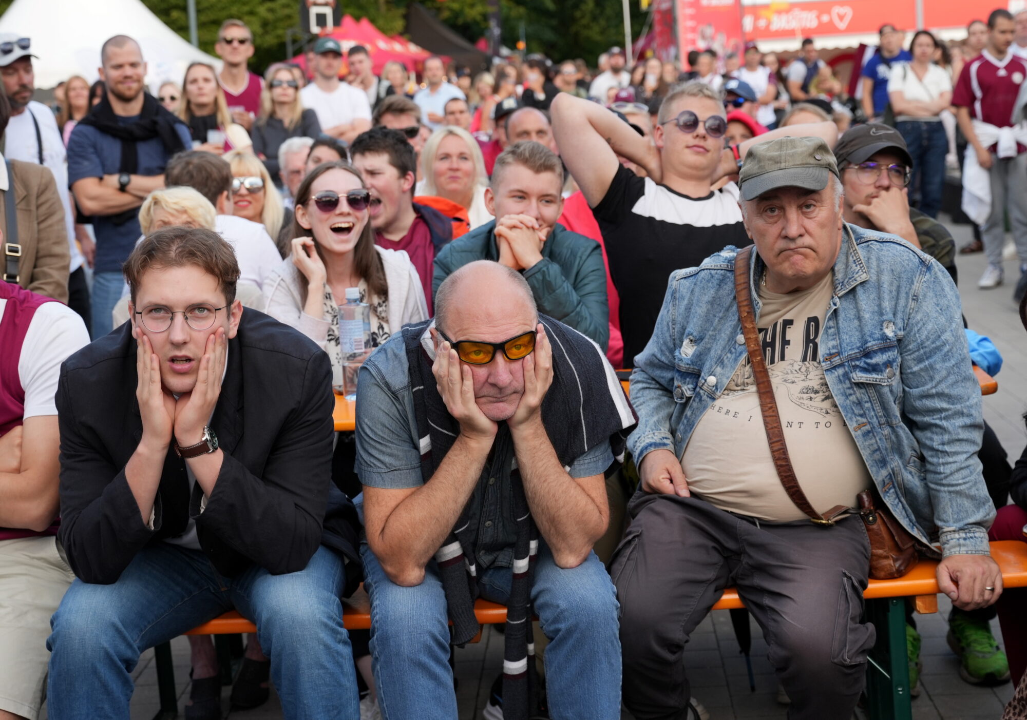 Nedēļas politikas apskats: Putina grupas asinis Rietumu politiķu dzīslās