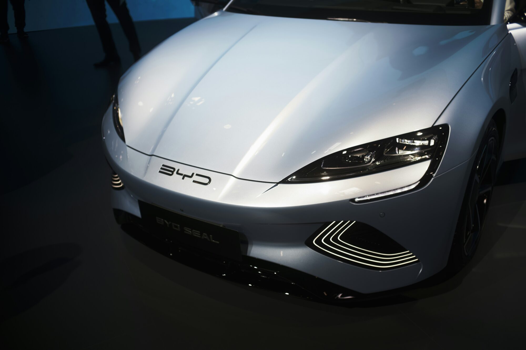 “Tesla” pērn zaudējusi pasaulē lielākā elektroauto ražotāja titulu Ķīnas BYD