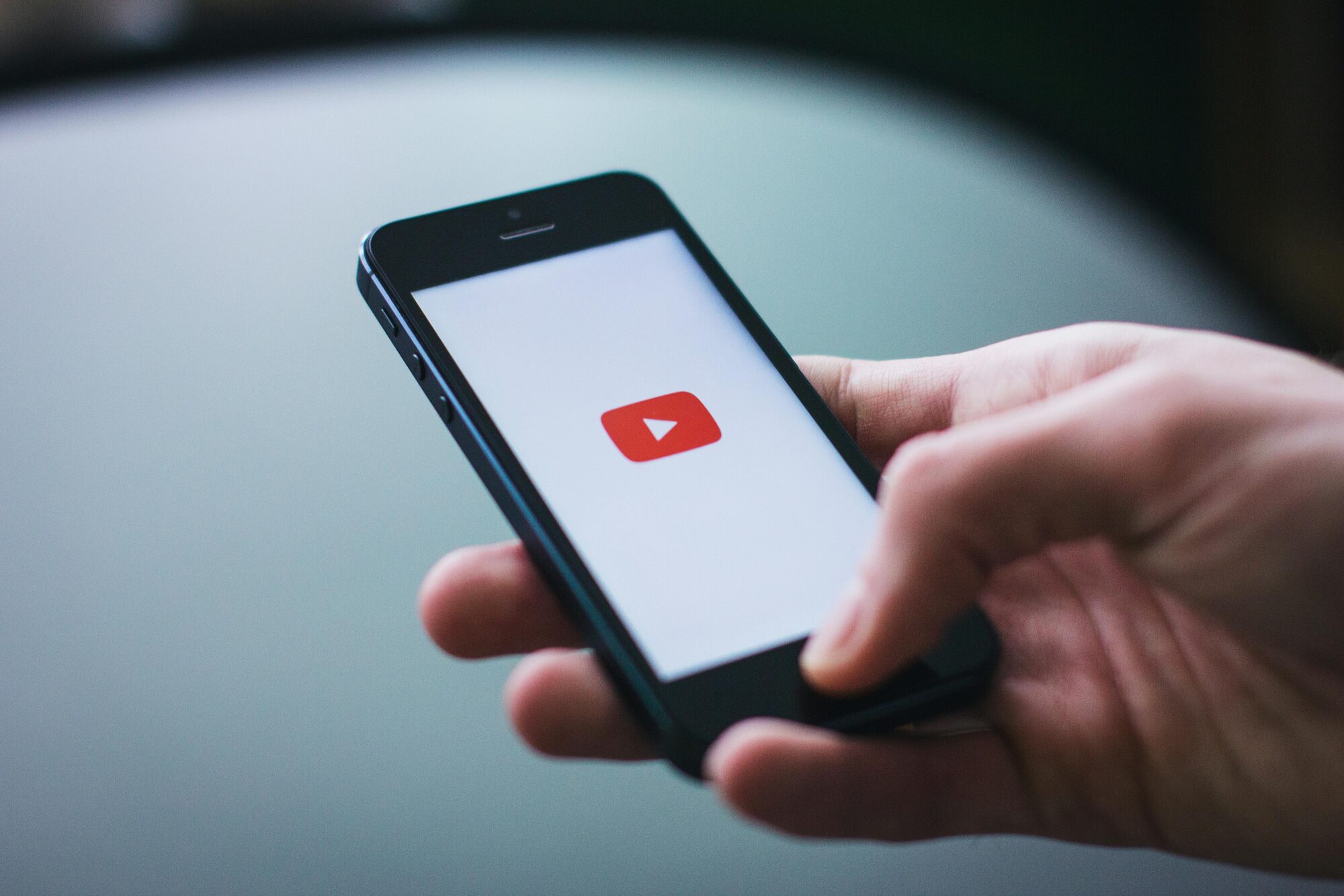 “Google” noliedz saistību ar “YouTube” problēmām Krievijā