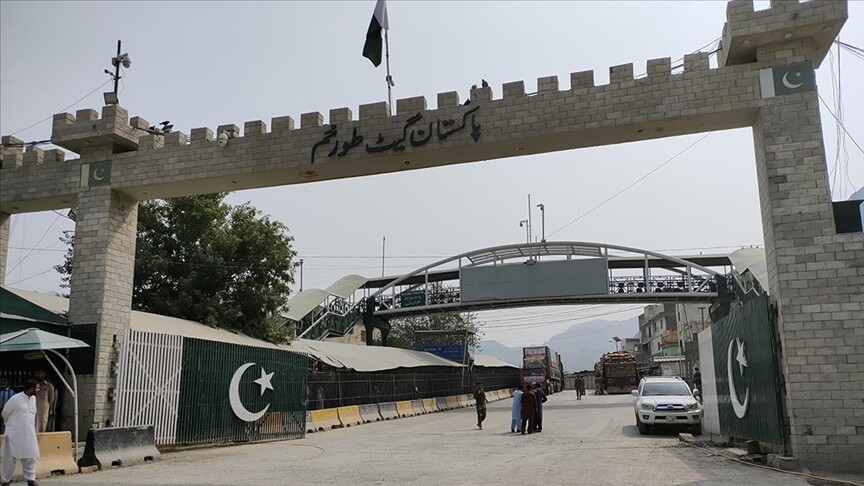 Slēgts viens no galvenajiem robežpunktiem uz Pakistānas un Afganistānas robežas