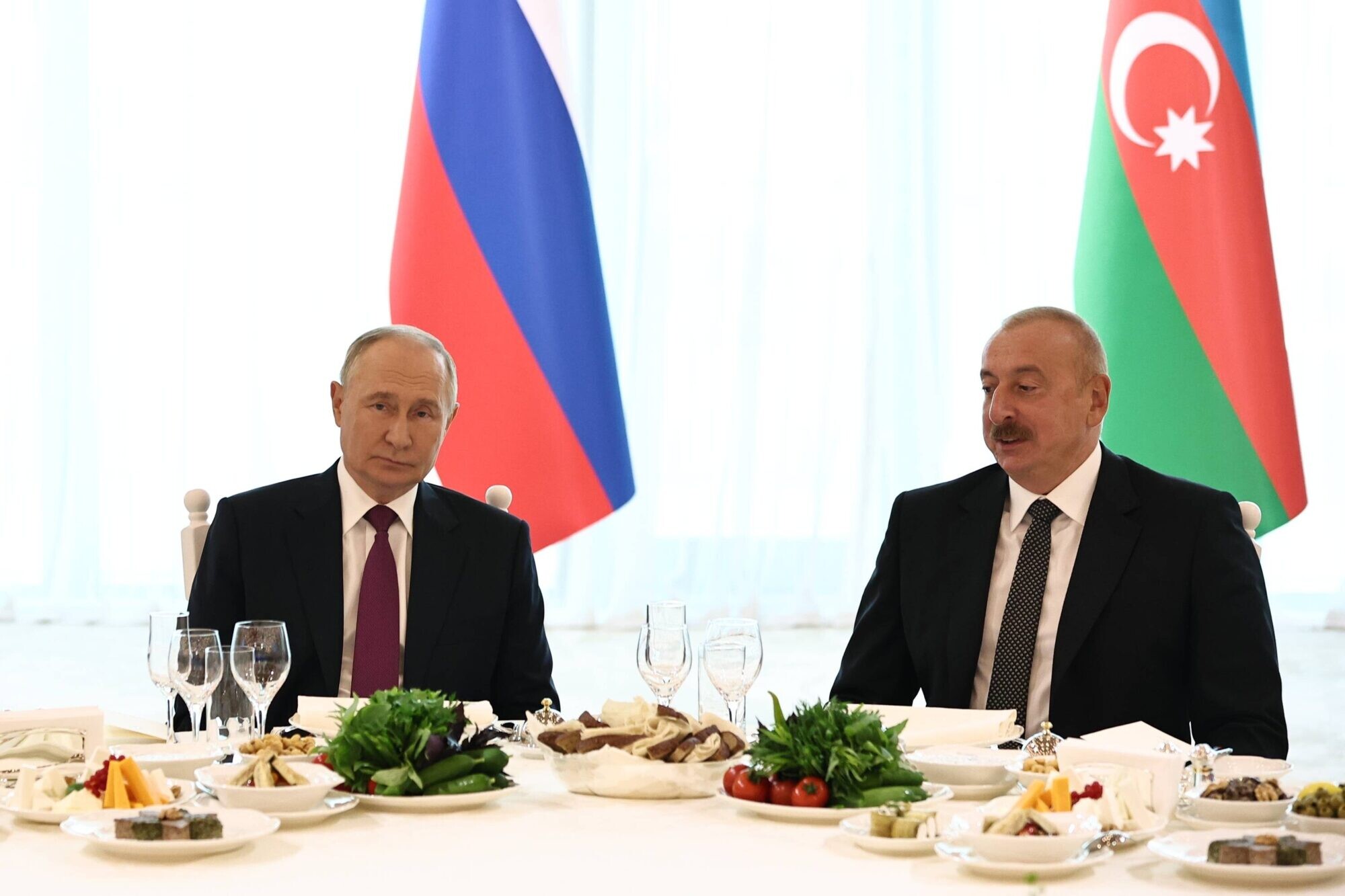 Putins devies uz Azerbaidžānu, lai novērstu uzmanību no Kurskas