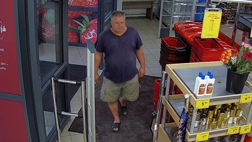 Valsts policija Liepājā skaidro divu vīriešu identitāti