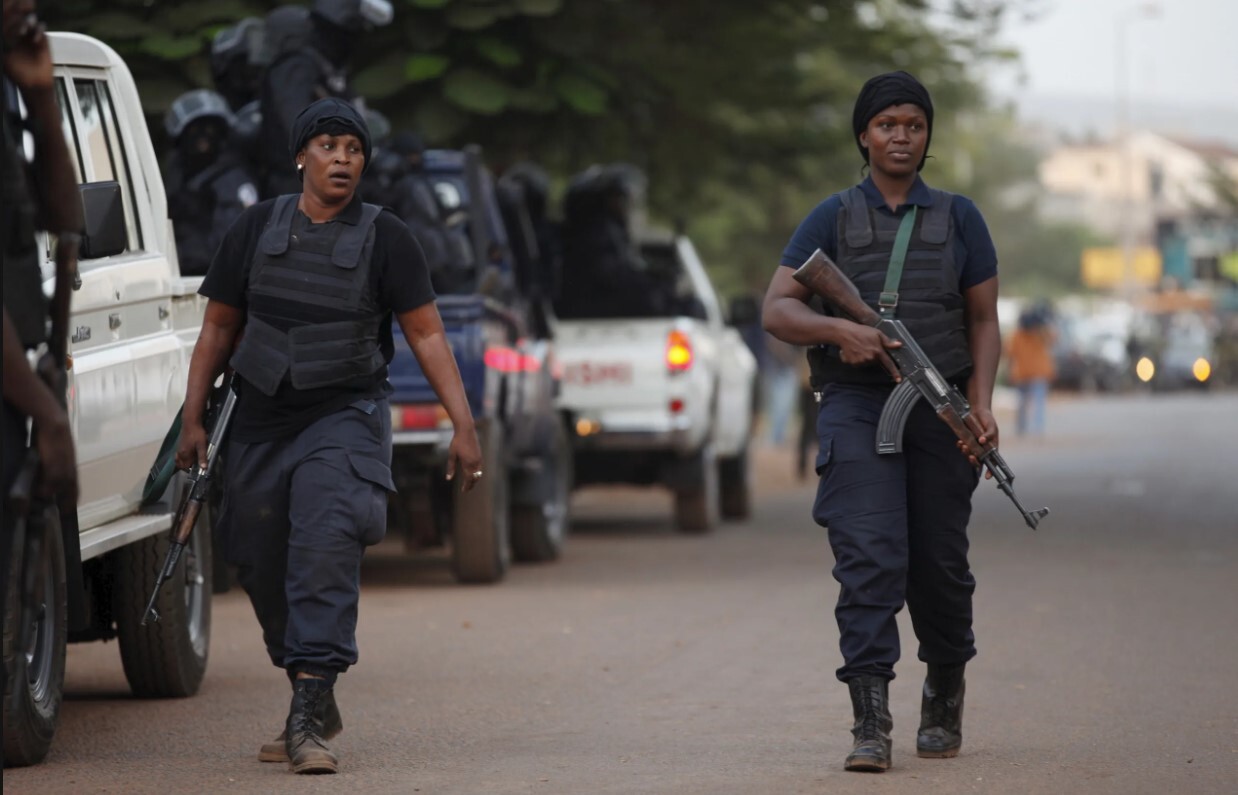 Mali lidrobotu uzbrukumā tuaregu ciematam nogalināts 21 civilists