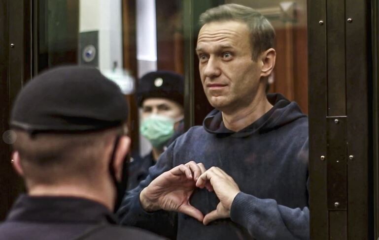Krievijas ārsti prasa saukt pie atbildības Navaļnija nāvē vainīgos