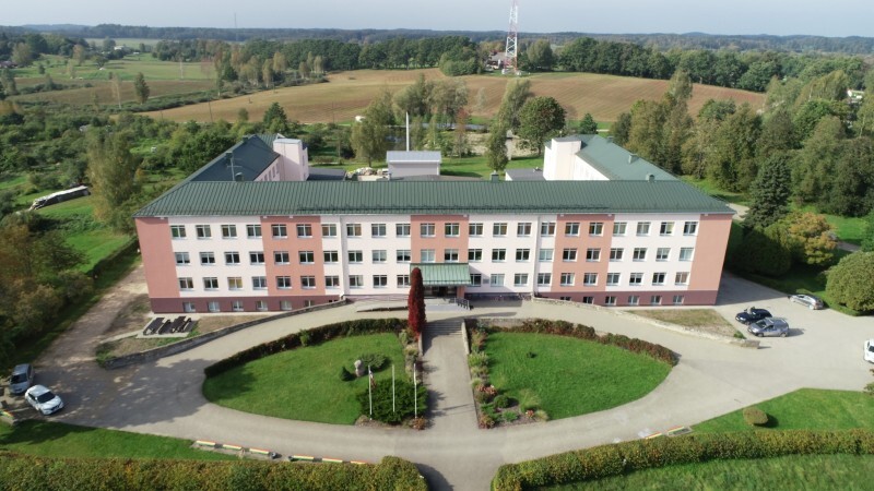 Vidzeme: Plānots pārbūvēt Aleksandra Bieziņa Raiskuma pamatskolas telpas