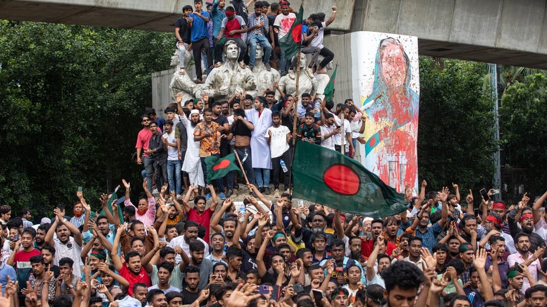 Protestos Bangladešā pirmdien vismaz 109 bojāgājušie