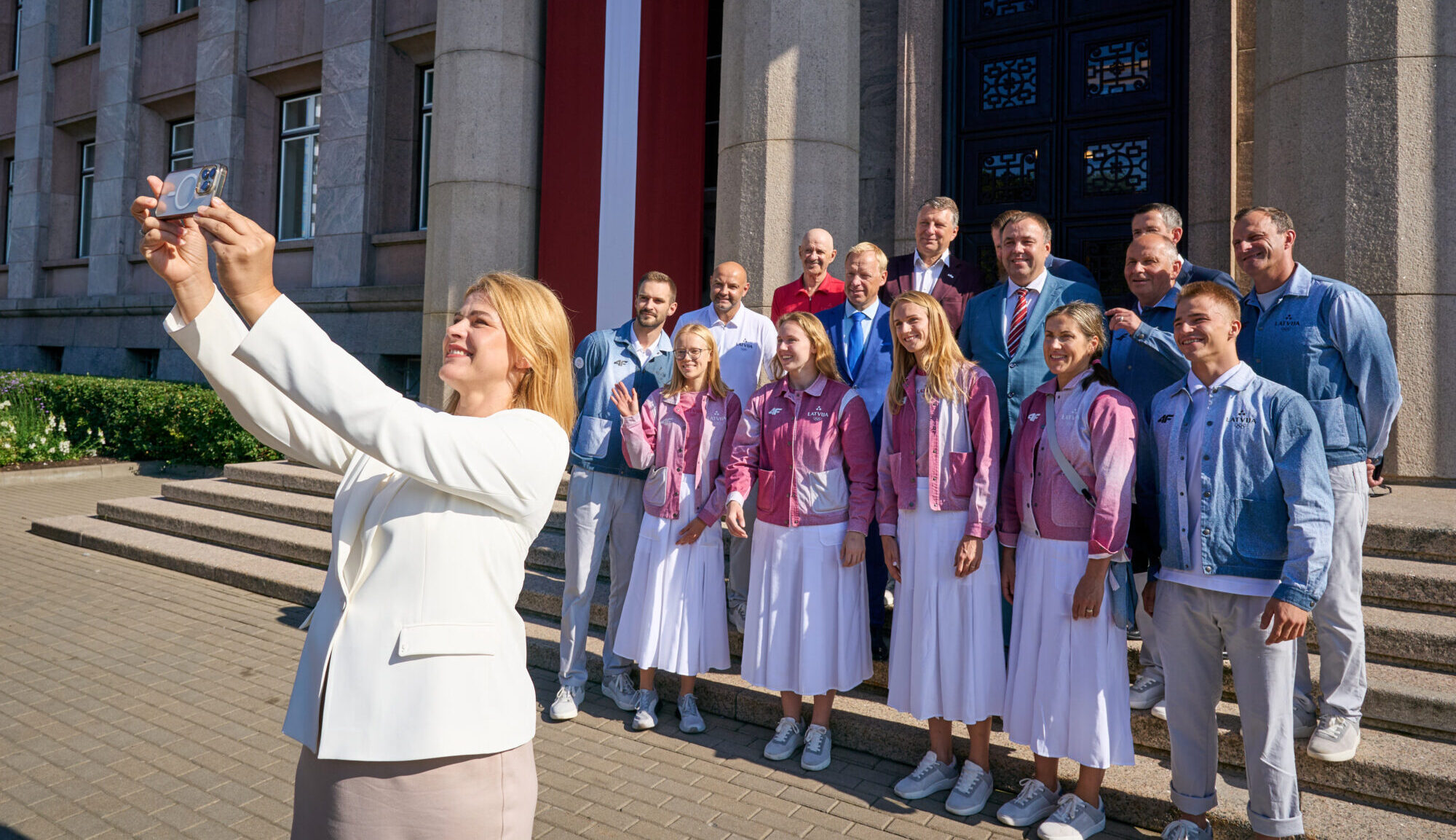 Nedēļas politikas apskats: Kad kļūdas maksā dārgi
