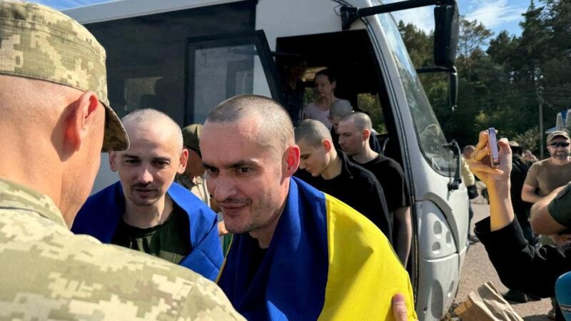 Ukraina un Krievija apmainījušies ar gūstekņiem