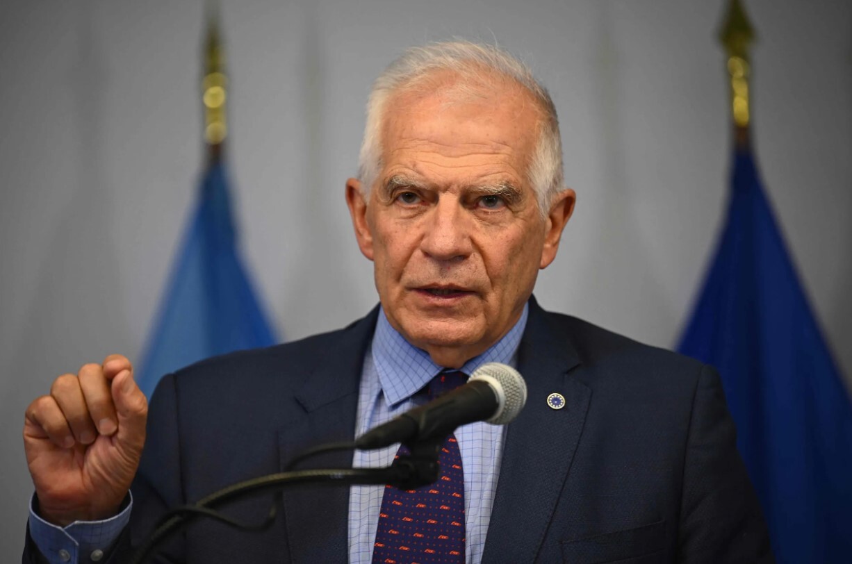 Borels pauž nožēlu par nespēju “apturēt” Netanjahu