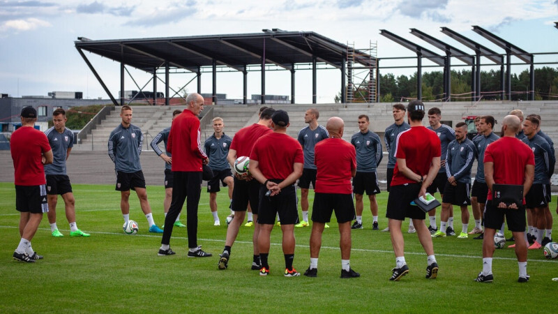 Latvijas futbolisti UEFA Nāciju līgas turnīru sāk ar spēli pret Armēniju