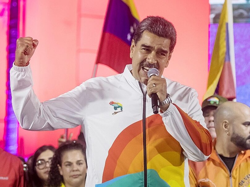 Maduro paziņo, ka Ziemassvētki šogad tiks svinēti 1. oktobrī