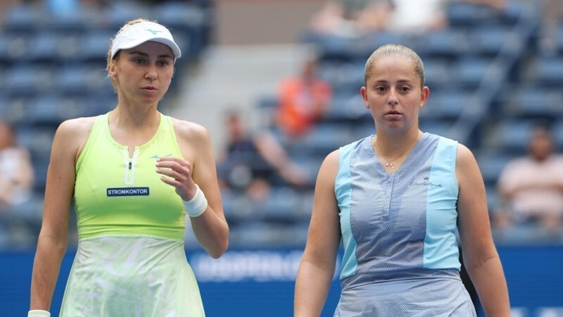 Video: Ostapenko ar Kičenoku uzvara ASV atklātajā čempionātā iekļūst ceturtdaļfinālā