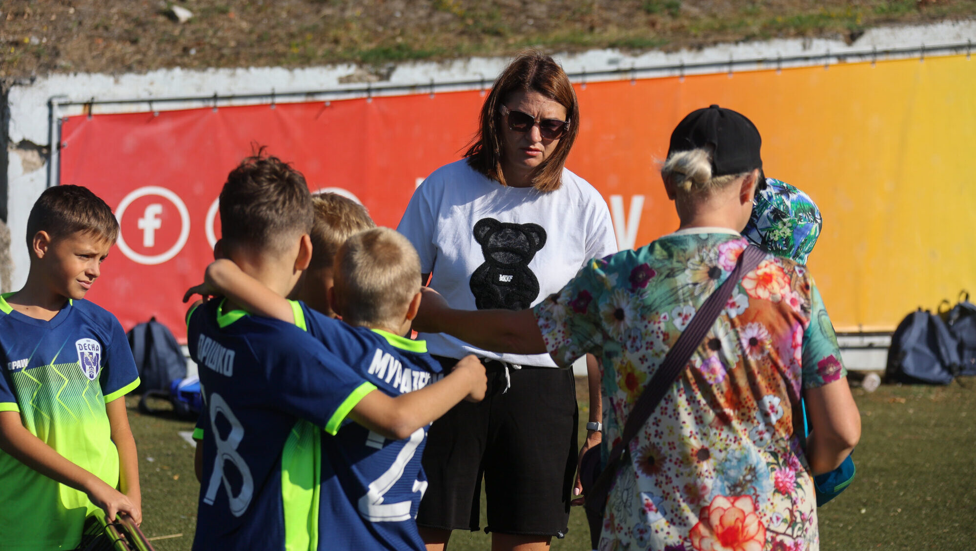 Foto: Liepājā viesojas futbola skolas “Desna” audzēkņi