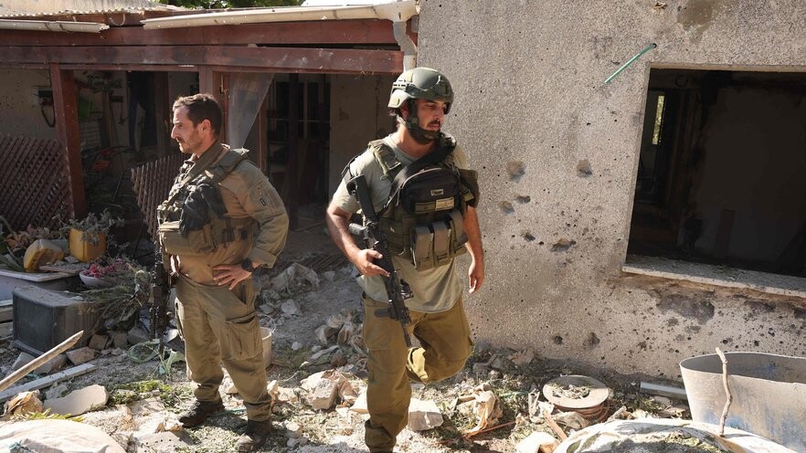 Izraēlas armija gatavojas iespējamajai sauszemes operācijai Libānā