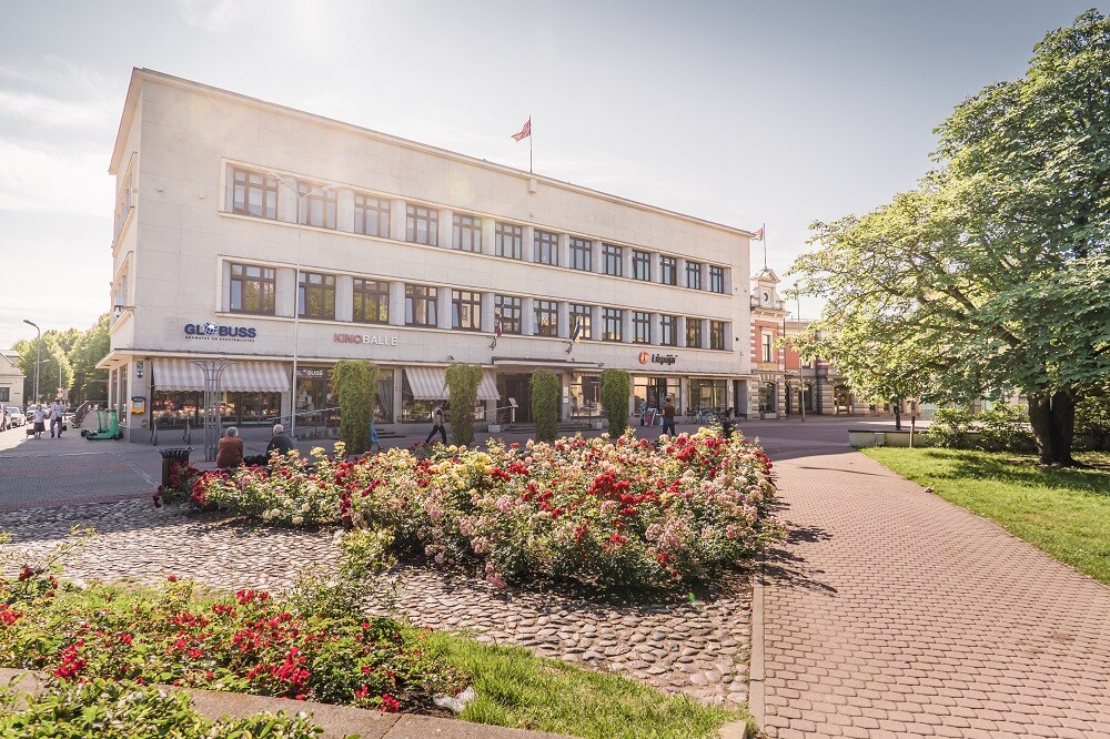 Liepājas reģiona tūrisma informācijas birojs atgriežas Rožu laukumā