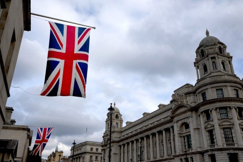 Britu eksministri mudina ļaut Ukrainai veikt triecienus Krievijā