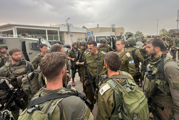 Izraēlas armija mobilizē papildu rezerves karavīrus
