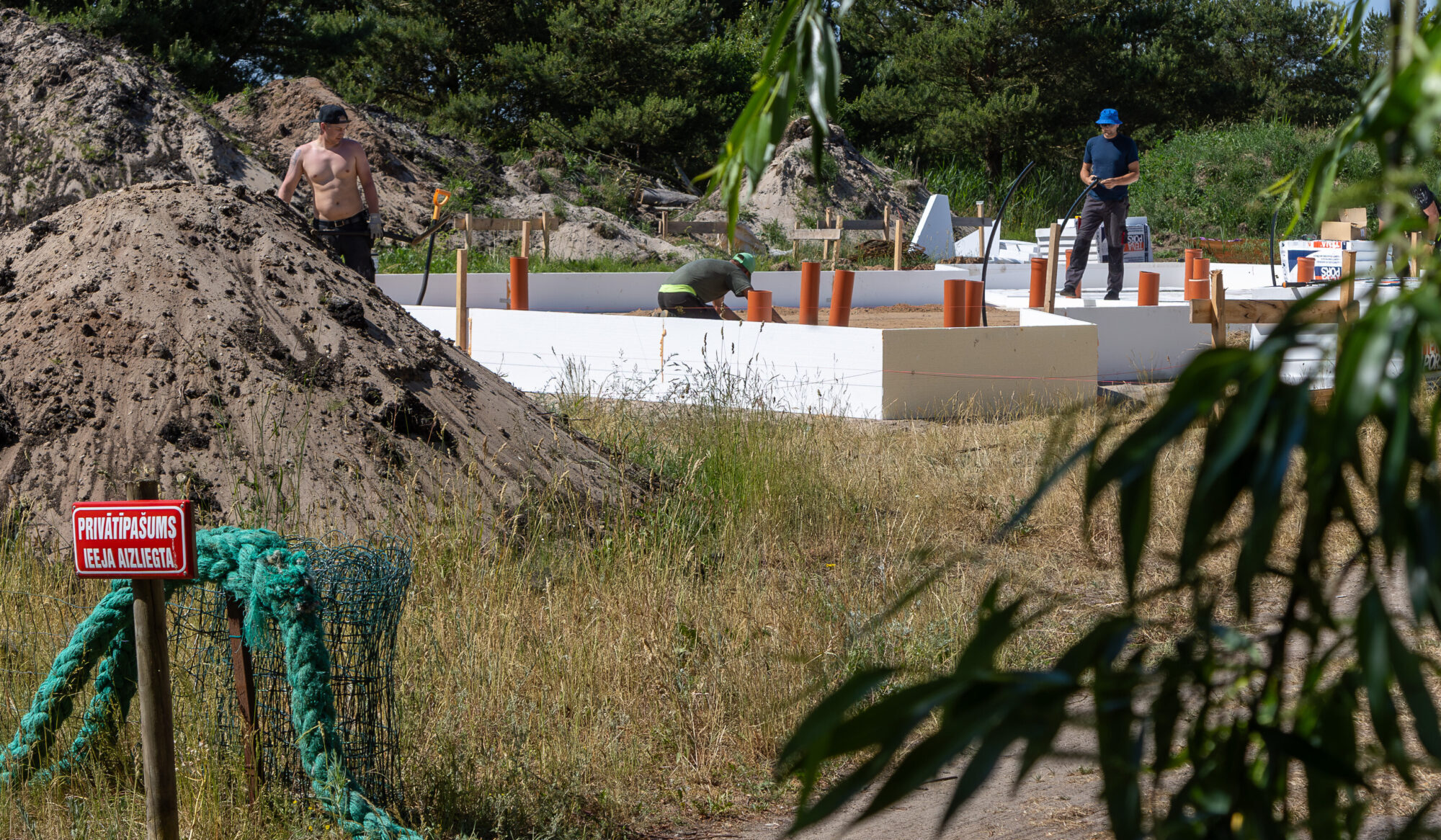 Papē top kotedžu ciemats. Kaimiņiem būs liegta pieeja jūrai