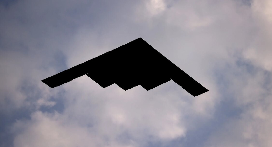 ASV veic triecienus Jemenā ar bumbvedējiem B-2
