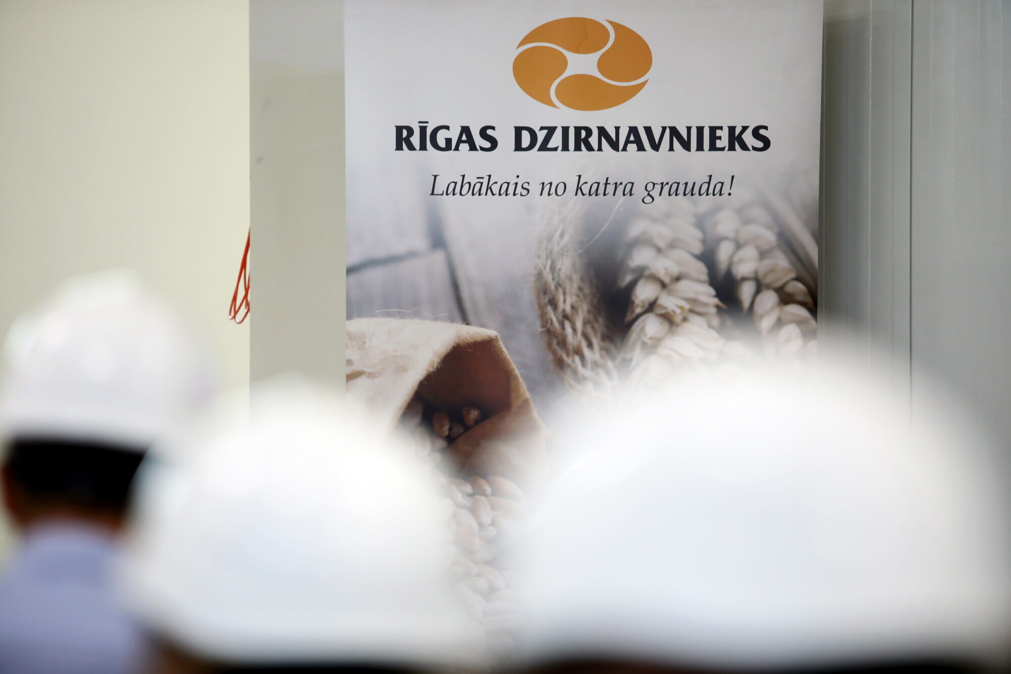 “Rīgas dzirnavnieka” kapitālā 50% iegādājies Vācijas graudaugu produktu ražotājs “H. & J. Brüggen KG”