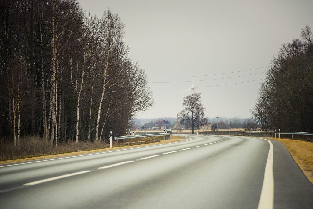 Valsts autoceļu tīklā sākta ziemas uzturēšanas sezona
