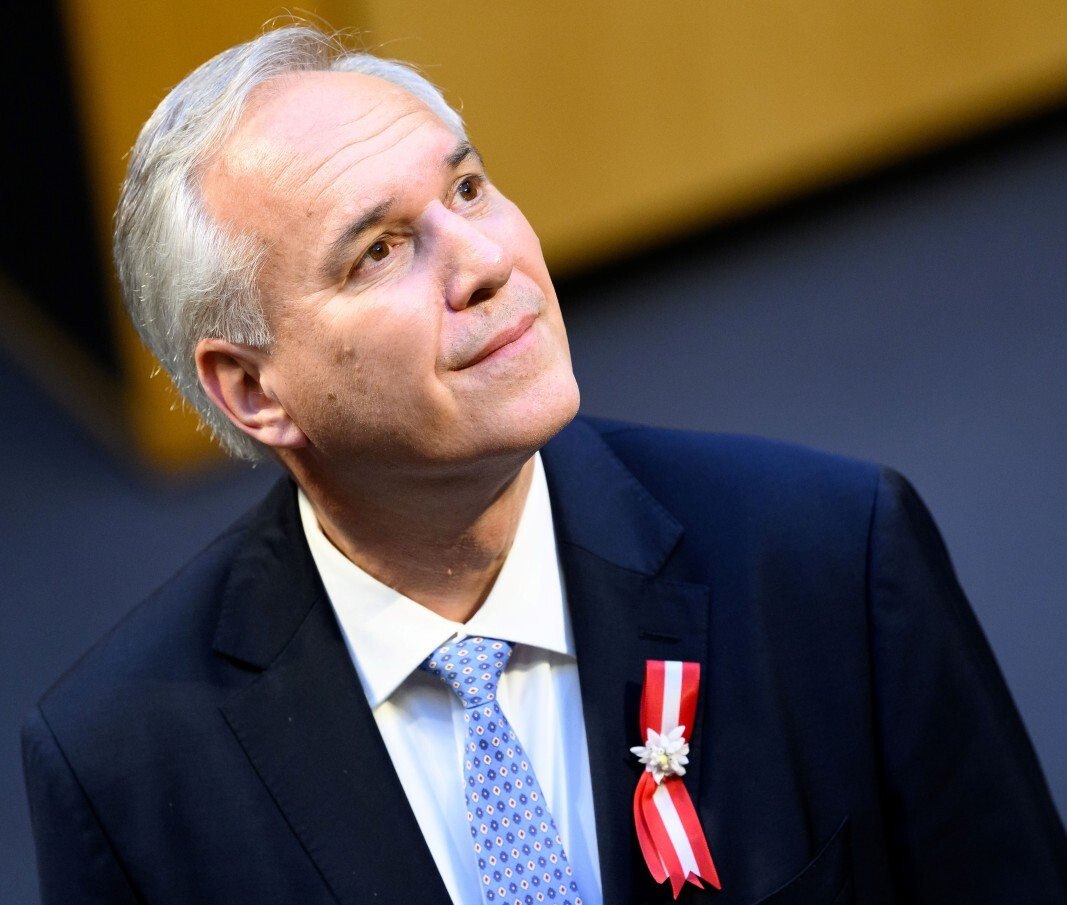 Par Austrijas parlamenta spīkeru pirmoreiz ievēlēts galēji labējais politiķis