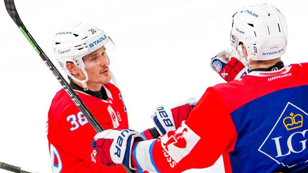 Video: Balceram vārti un divi precīzi pēcspēles metieni “Lions” uzvarā IIHF Čempionu līgas spēlē