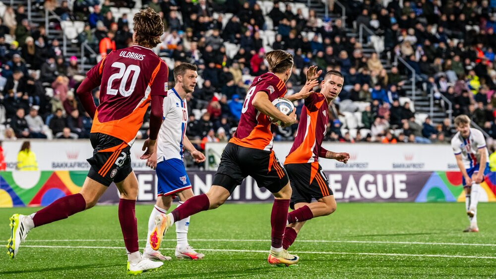 Latvijas futbolisti UEFA Nāciju līgā spēlē neizšķirti Fēru salām