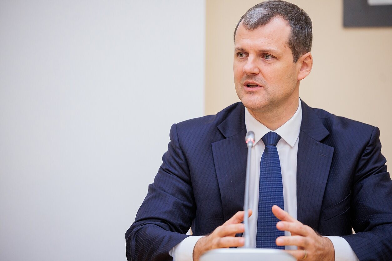 Lietuvas Seims apstiprina Palucku premjera amatā