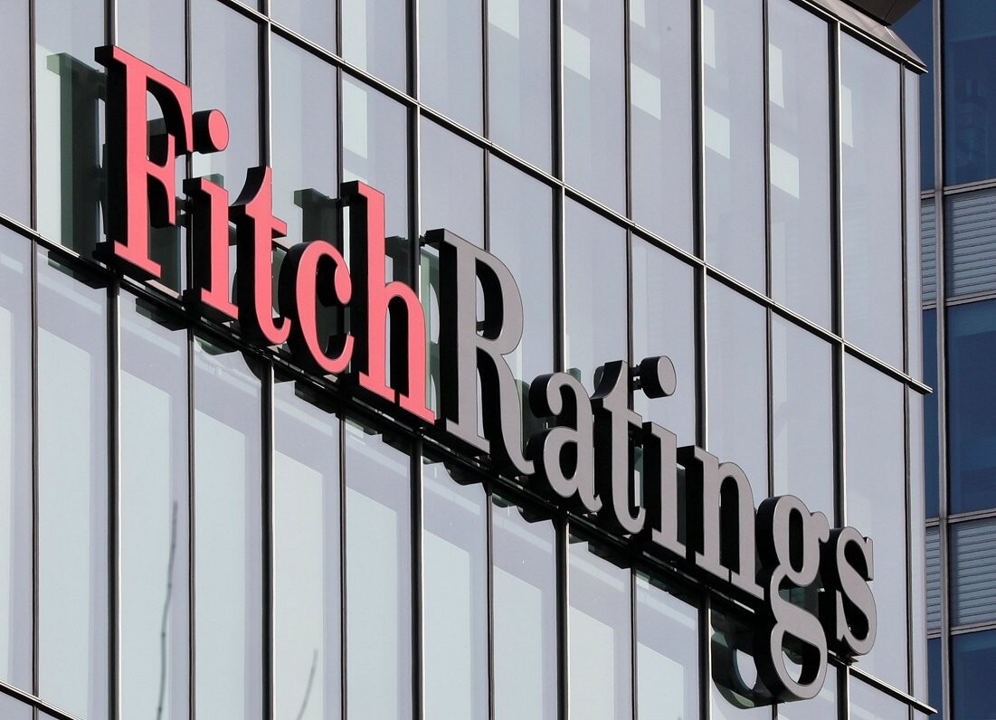 “Fitch” apstiprinājusi Latvijas kredītreitingu “A-” līmenī