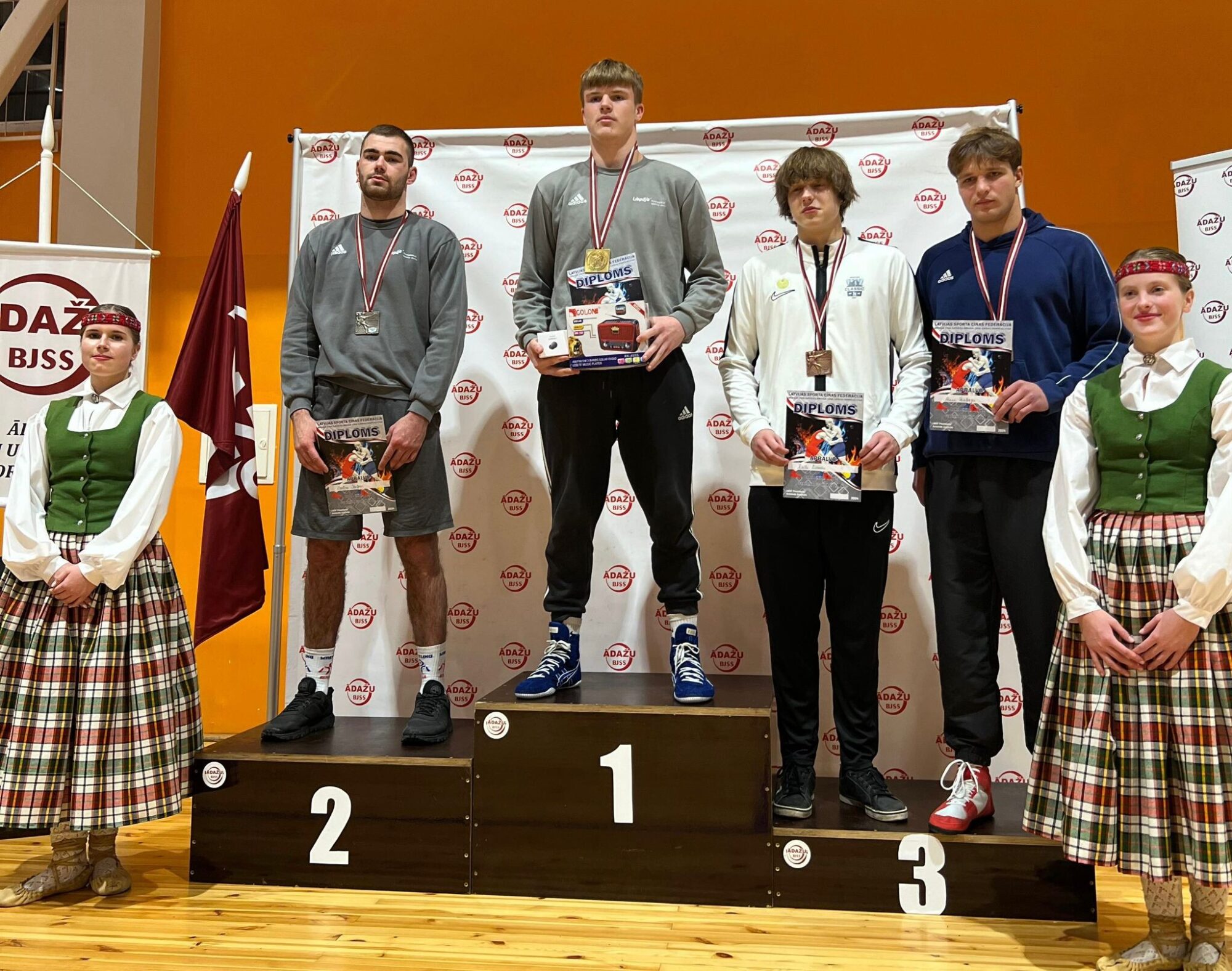 Latvijas čempionātā grieķu-romiešu cīņā komandu vērtējumā liepājniekiem 1. vieta