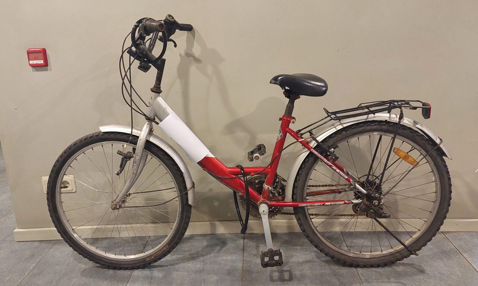 Valsts policija Liepājā aicina atsaukties velosipēda īpašnieku