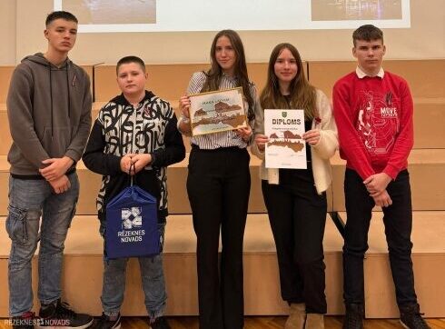 Latgale: Konkursā “Mana Latvija” uzvaras laurus plūc Gaigalavas pamatskolas komanda