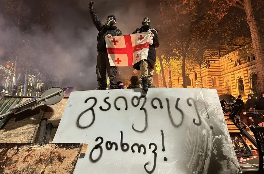 Tbilisi 20. dienu nerimst protesti