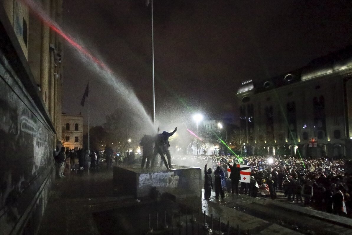 Tbilisi policija atkal izklīdinājusi proeiropeiski noskaņotos protestētājus
