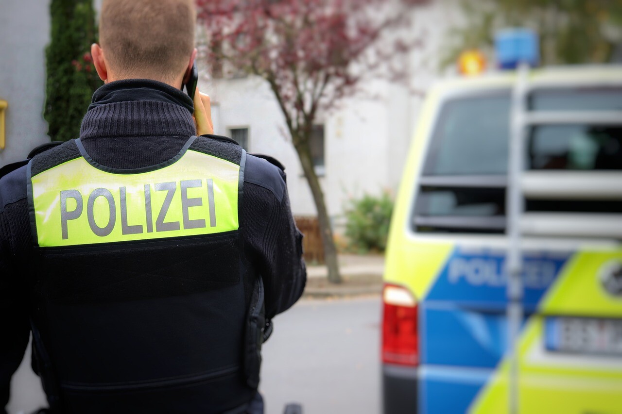 Vācijā aizturēts jaunietis saistībā ar iespējama uzbrukuma plāniem