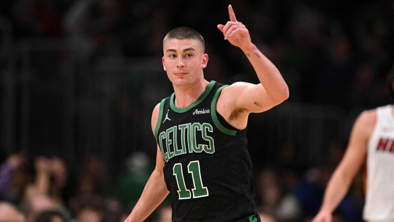 Porziņģis nespēlē “Celtics” uzvarā pār “Heat”